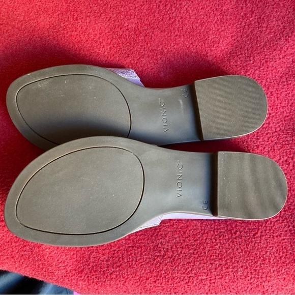 VIONIC Sz 8 Demi Embossed Snake Print Slide On Lavender Colour Way Slides  Mules - Picture 12 of 12
